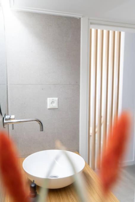 Piraeus Cozy Apartment For 4 Persons Екстер'єр фото